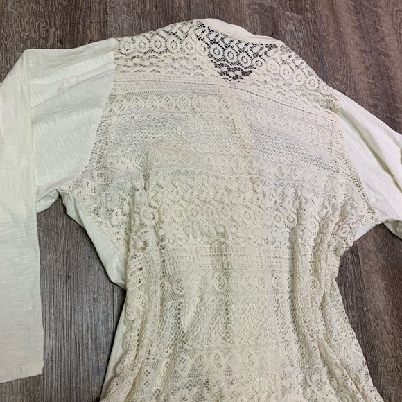OPEN FRONT WATERFALL IVORY AND LACE CARDIGAN - Picture 7 of 8